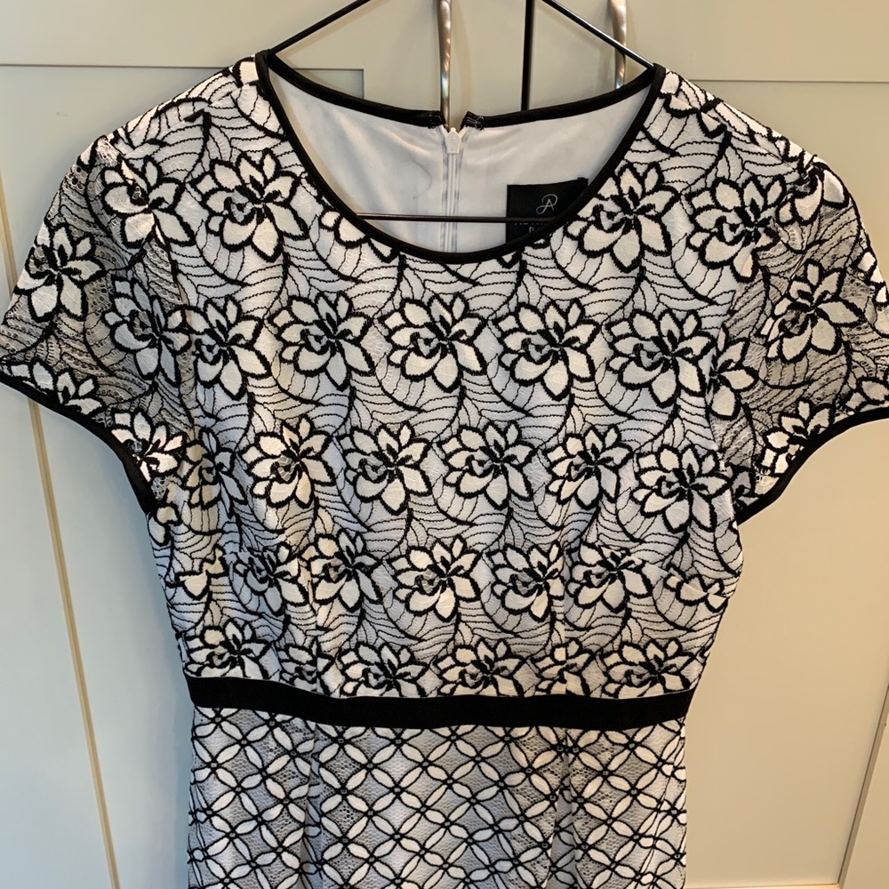 Adrianna Papell - size 6